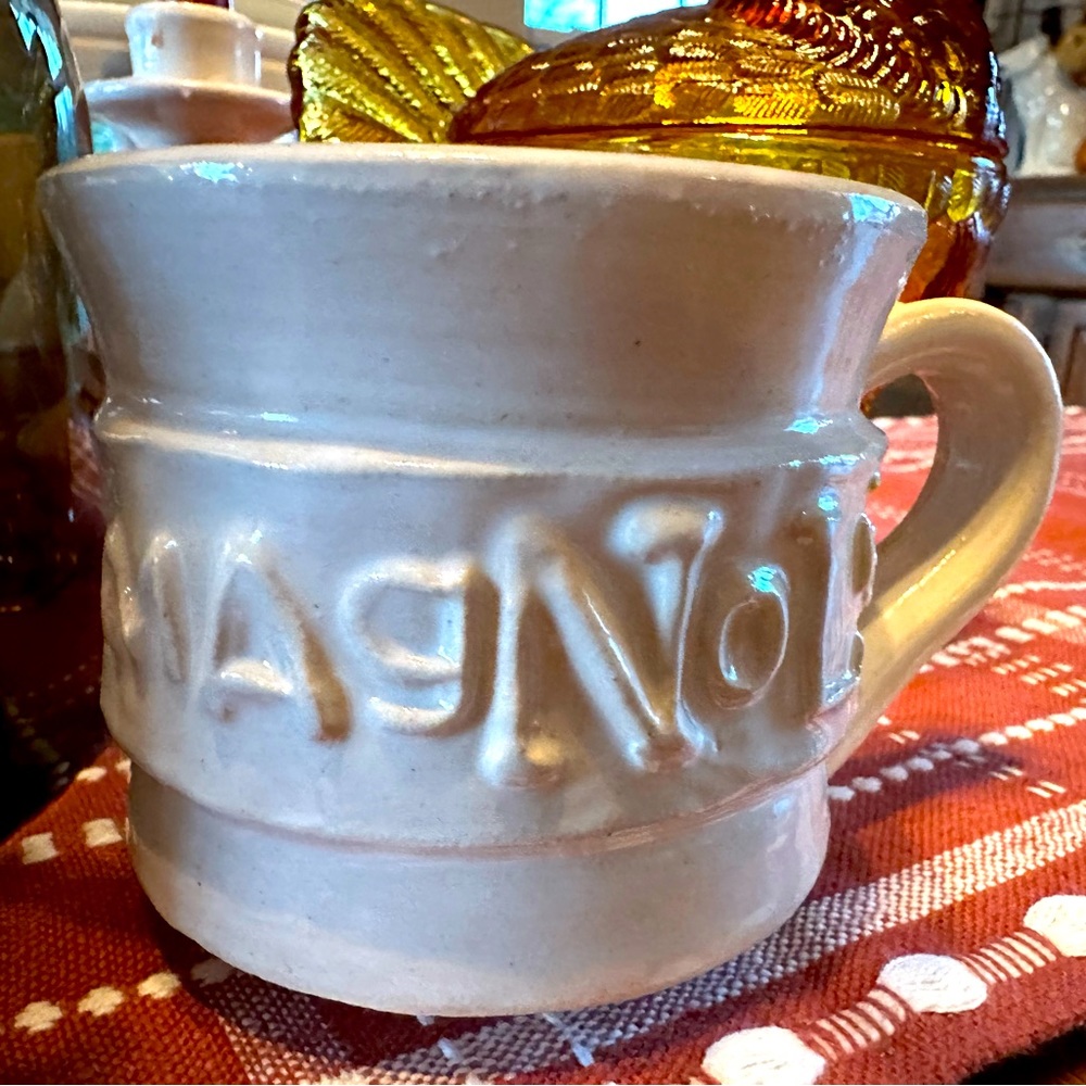 Magnolia mug